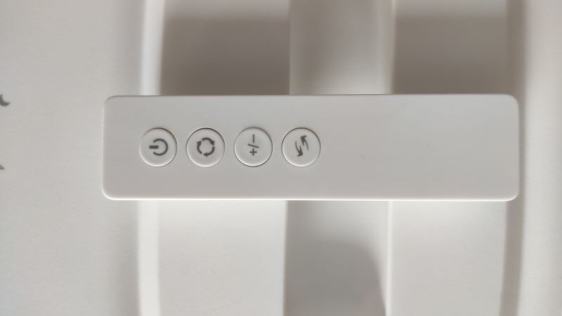 Pilot do zdalnego sterowania klimatyzerem DG1903