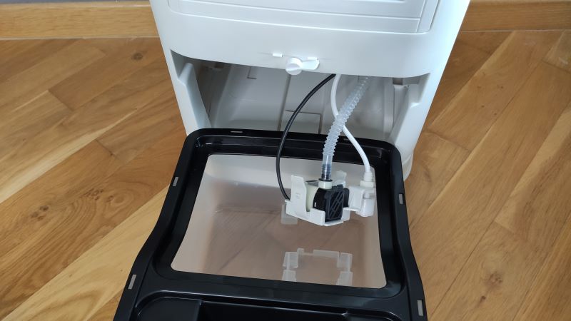 Klimatyzer ewaporacyjny z Castoramy zbiornik na wodę wraz z silniczkiem