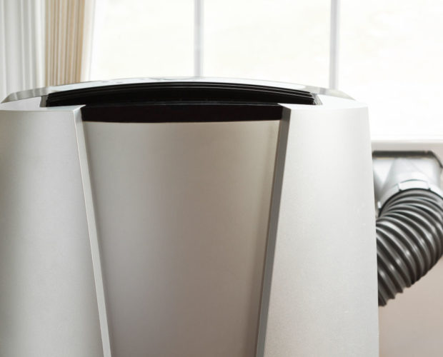 Przenośny klimatyzator powietrza z rurą