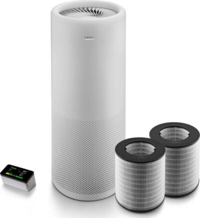Oczyszczacz powietrza LIFAair LA500 z przodu wraz z filtrami